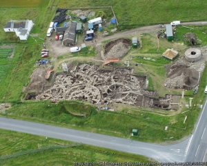 Overhead view of Old Scatness dig by Steve Jone, Geograph.org.uk 355975